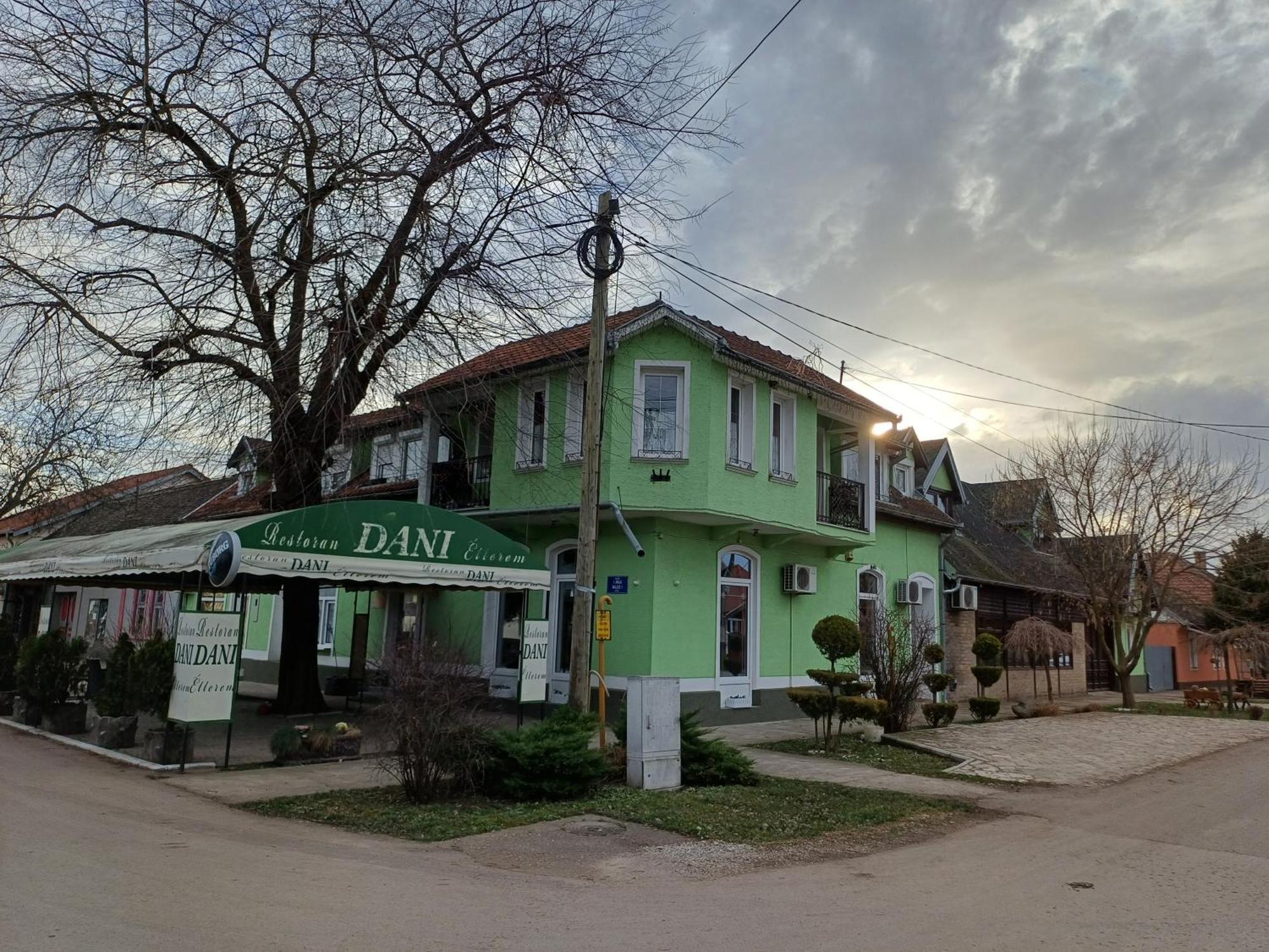 Eco Rural Tourism Association Skorenovac 호텔 외부 사진