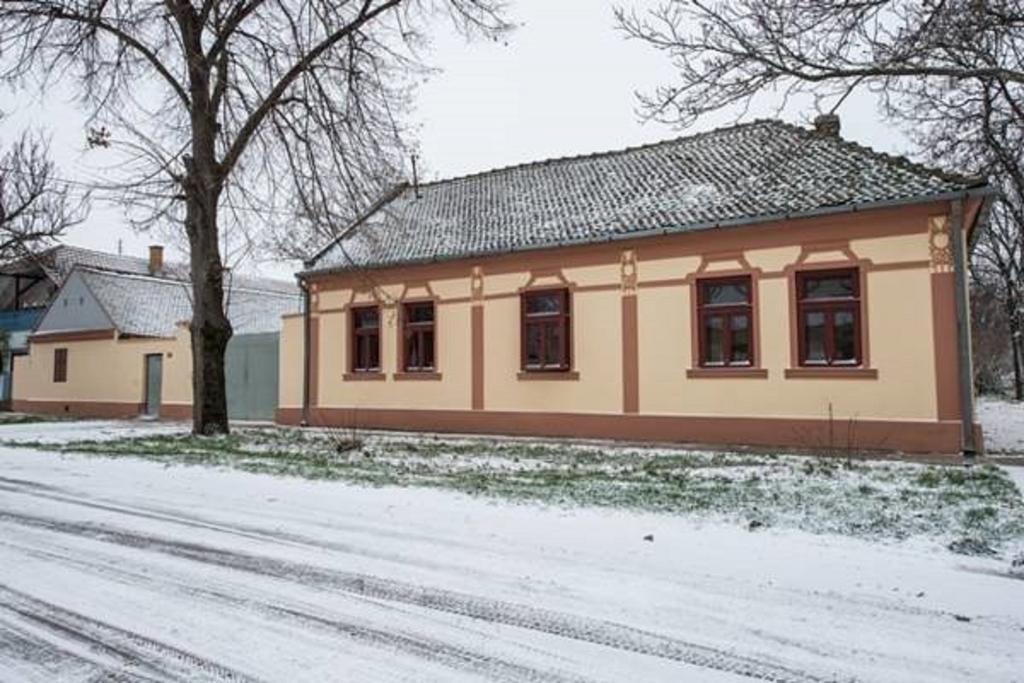 Eco Rural Tourism Association Skorenovac 호텔 외부 사진
